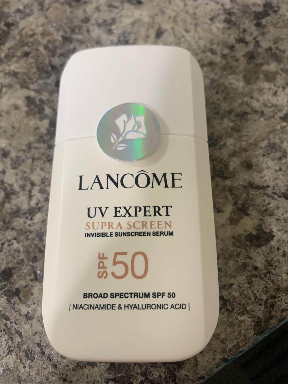 Lancôme UV Expert Supra Screen SPF 50 
Sunscreen Serum
